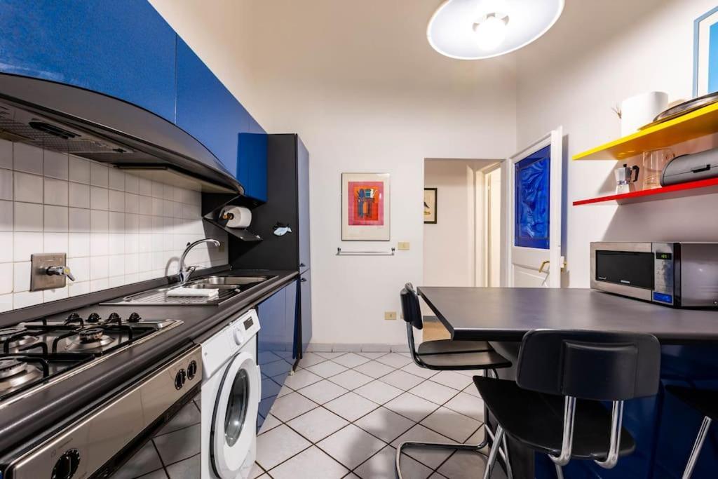 Academia Of Davide Spacious Apartment Флоренція Екстер'єр фото