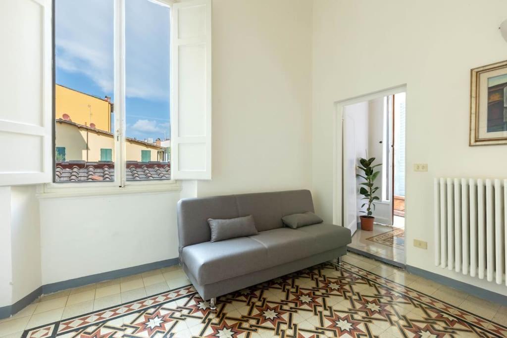 Academia Of Davide Spacious Apartment Флоренція Екстер'єр фото
