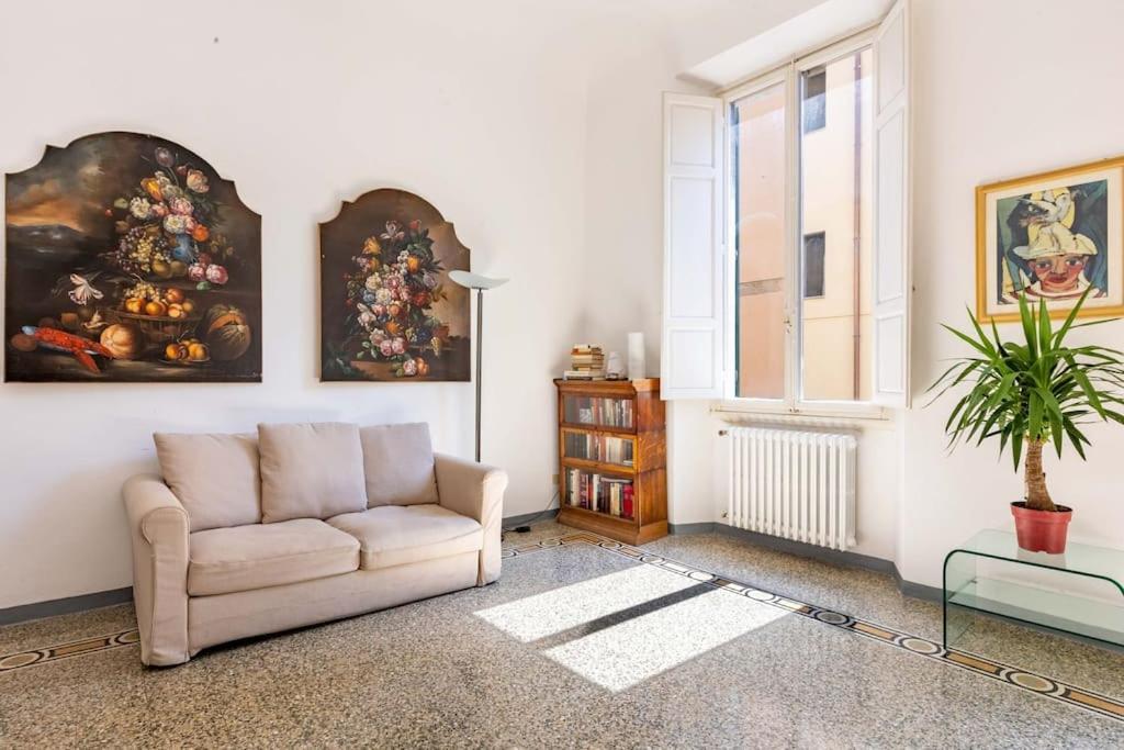 Academia Of Davide Spacious Apartment Флоренція Екстер'єр фото