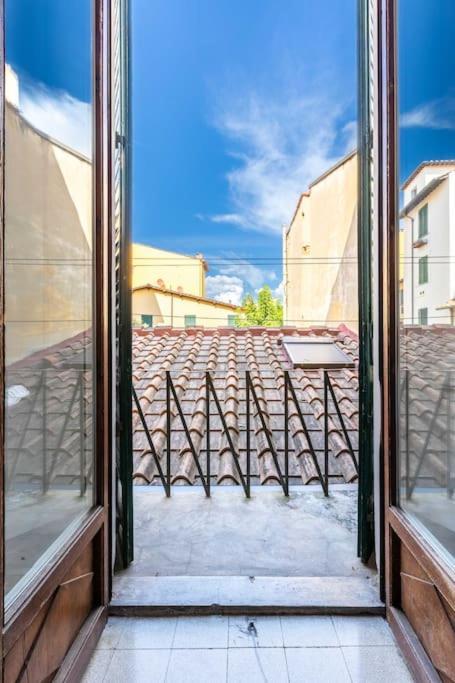Academia Of Davide Spacious Apartment Флоренція Екстер'єр фото